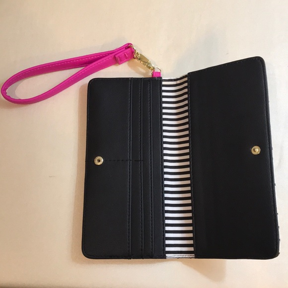 Betsy Johnson, Haley Slim Wallet, Wristlet - Picture 3 of 4